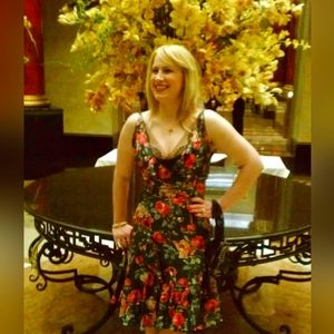 Oscar  de la Renta silk floral dress sz 6